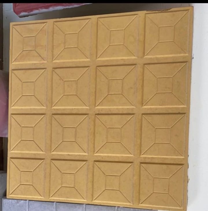 12x12 16 coin chequered